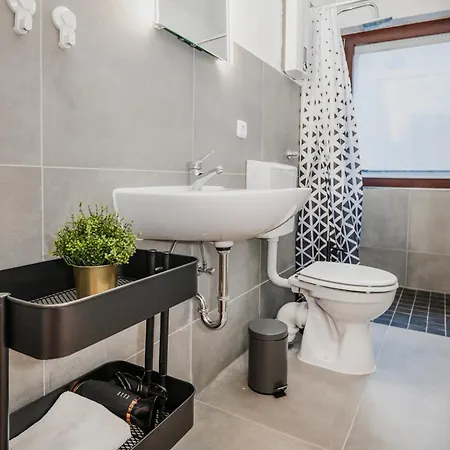 Apartment Kurzzeitglueck 24h Self Check-in Mh02 Muelheim an der Ruhr